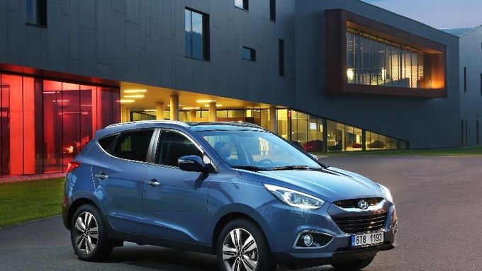 Facelift se dotkl  v exteriéru hlavně světlometů