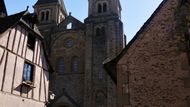 Středověká vesnička Conques na jihu Francie. Podle mnohých účastníků nejkrásnější místo celého pochodu.