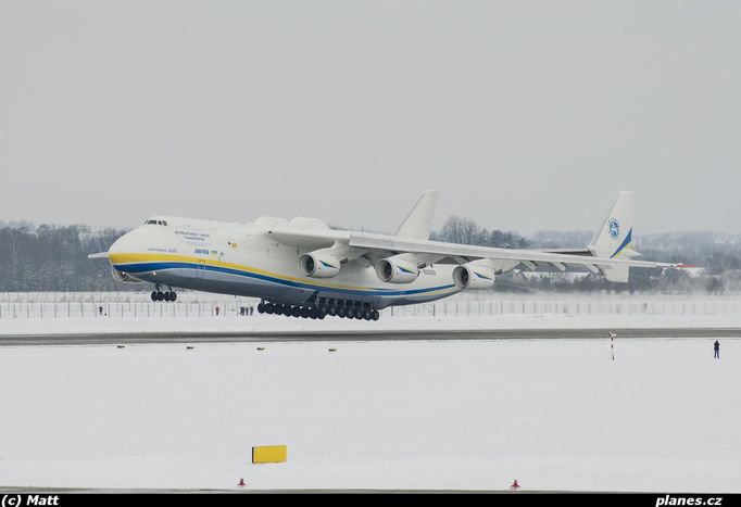 Antonov An-225