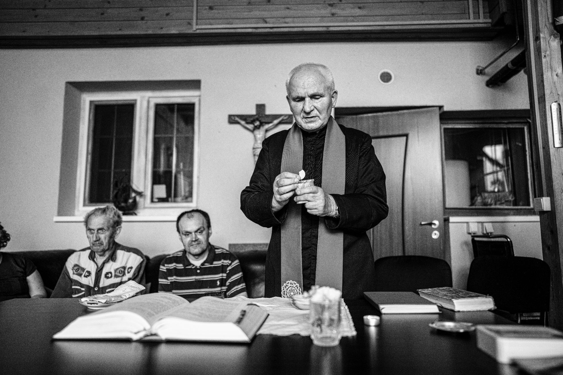 Miharu Micha: Fotografická vzpomínka na pátera Františka Líznu