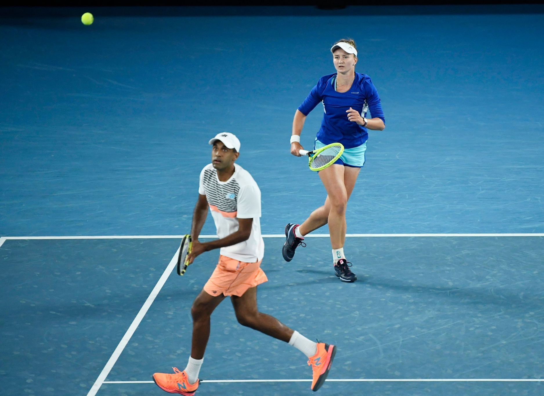 Barbora Krejčíková a Rajeev Ram ve finále smíšené čtyřhry na Australian Open 2021