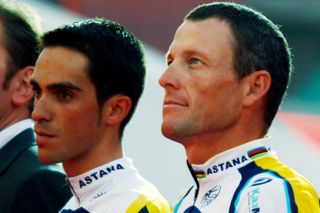 Alberto Contador a Lance Armstrong.