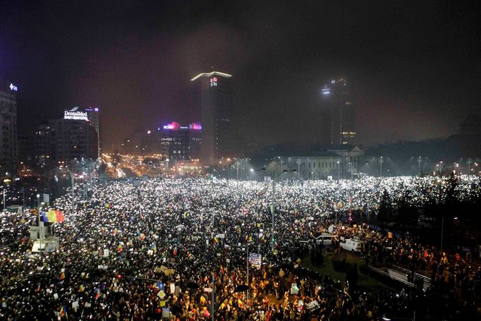 Protesty proti rumunské vládě v Bukurešti.