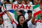 Pusťte ženy na fotbal. Írán porušil slib, Infantino požaduje záruku