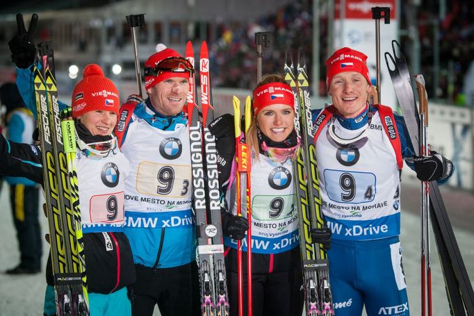 Biatlon, SP NMNM, smíšená štafeta: stříbrní Češi