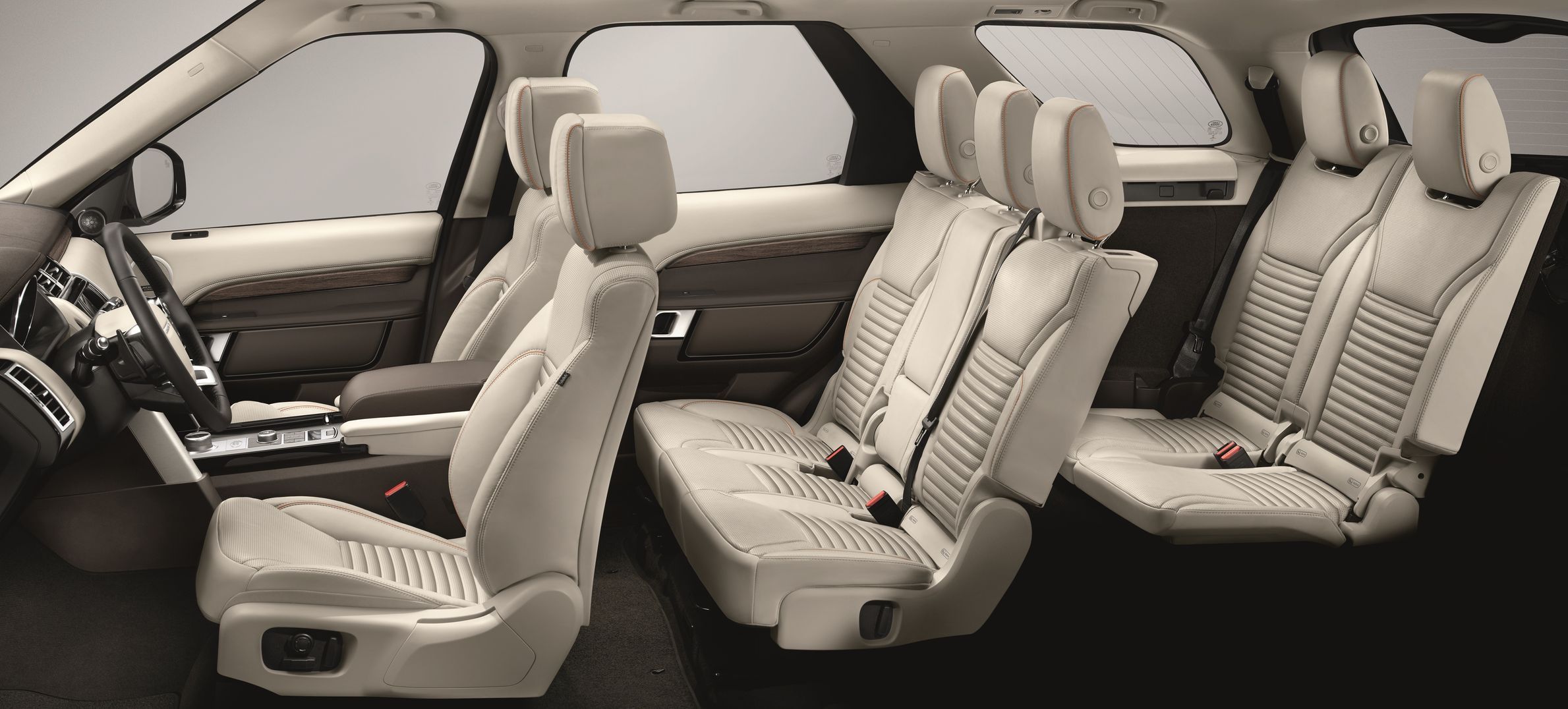 Land Rover Discovery 5