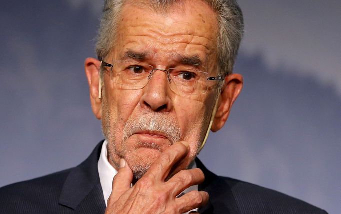 Alexander Van der Bellen se bude muset znovu utkat s Norbertem Hoferem.