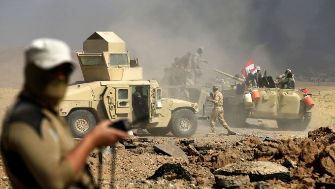 Iráčtí vojáci v Tall Afaru.