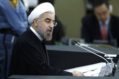 USA psychologickým a ekonomickým bojem usilují o změnu režimu v Íránu, řekl Rúhání