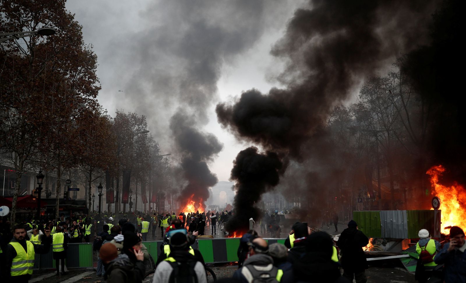 Protesty - Listopad, Paříž 2018