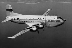 Zmizelé letadlo našli po šedesáti letech v ledovci