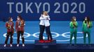 Střírné Švýcarky, Barbora Krejčíková a Kateřina Siniaková se zlatou medailí ve čtyřhře na OH 2020 a bronzové Brazilky