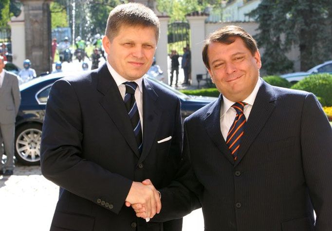 V červenci 2006 se na zámku v Kolodějích sešli premiéři České a Slovenské republiky Jiří Paroubek a Robert Fico.