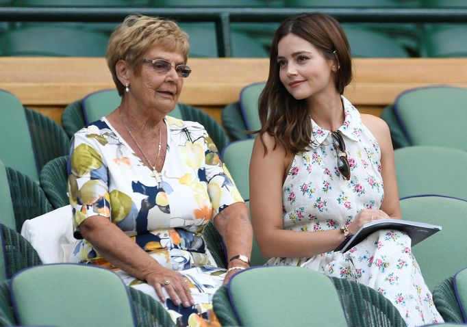 Celebrity na Wimbledonu 2018 (Jenna Colemanová)