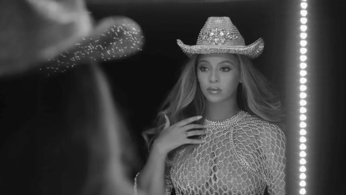 Druhý singl z nového alba Beyoncé se jmenuje 16 Carriages.