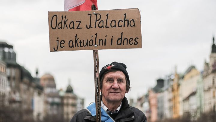 Výročí Palachova činu obrazem: Vzpomínalo se bez davů a politických špiček