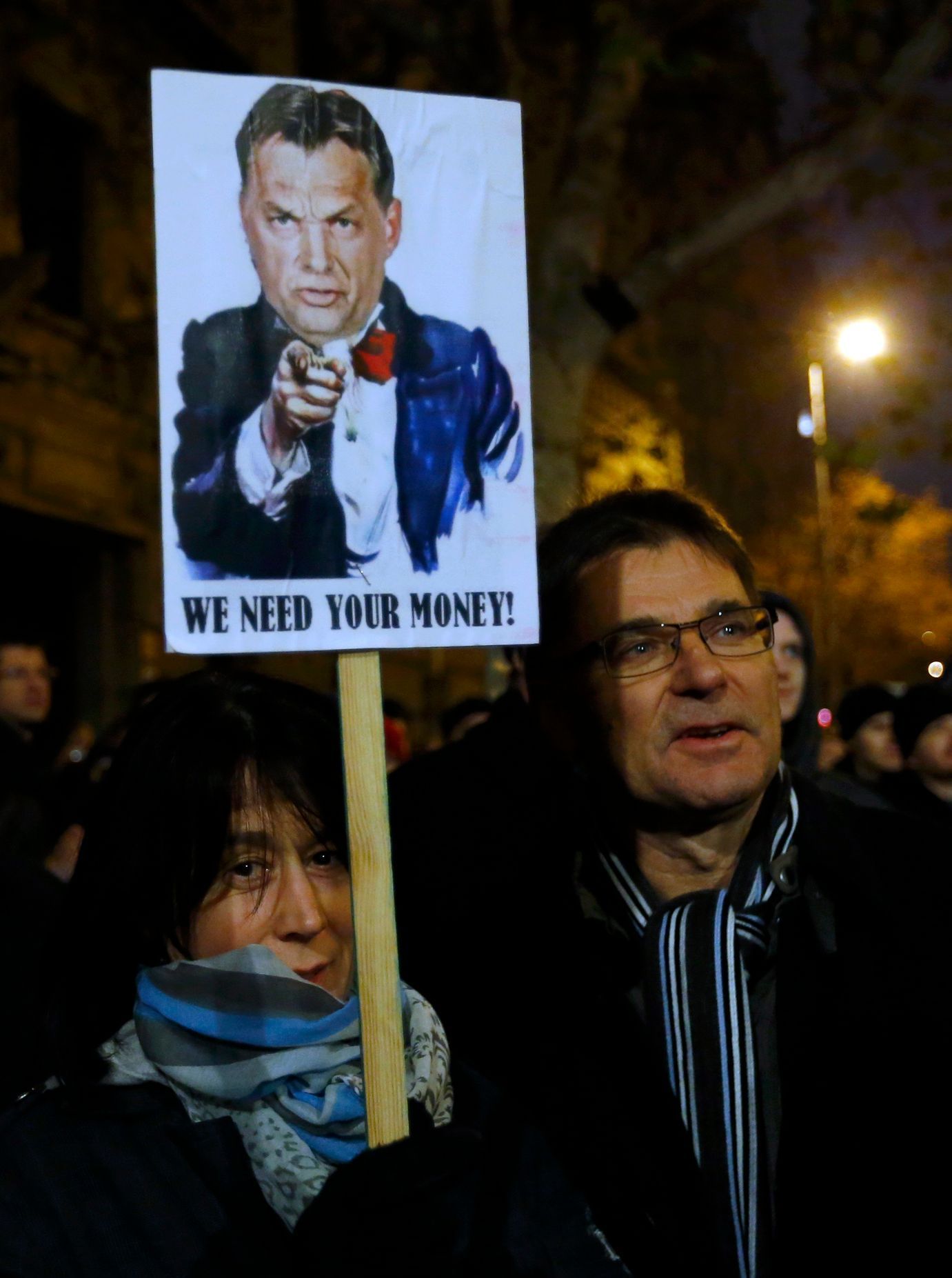 Demonstrace proti Orbánovi 25. listopadu v Budapešti.