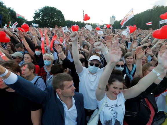 Předovolební mítink opoziční kandidátky Svjatlany Cichanouské v Minsku.