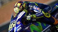 Valentino Rossi sice zůstal po předposledním podniku sezony v čele seriálu, ale za sporný moment ze Sepangu byl potrestán a do závěrečného podniku sezony musel startovat až z posledního místa.