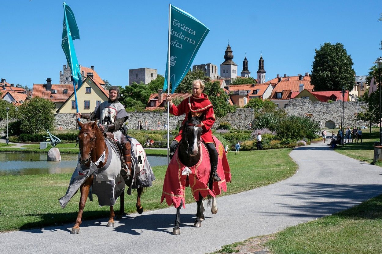 „Covidoví rytíři“ dohlíží na Gotlandu