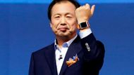 Samsung Galaxy Gear představil Shin Jong-kyun, prezident a CEO IT a mobilní divize firmy Samsung.