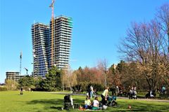 Praha potřebuje nové výškové budovy, zahuštěním se zvýší prestiž města, tvrdí developeři