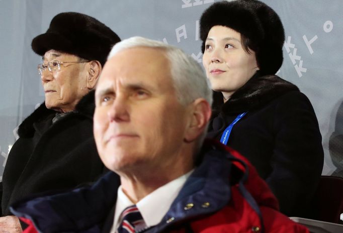 Mike Pence a Kim Jo-čong