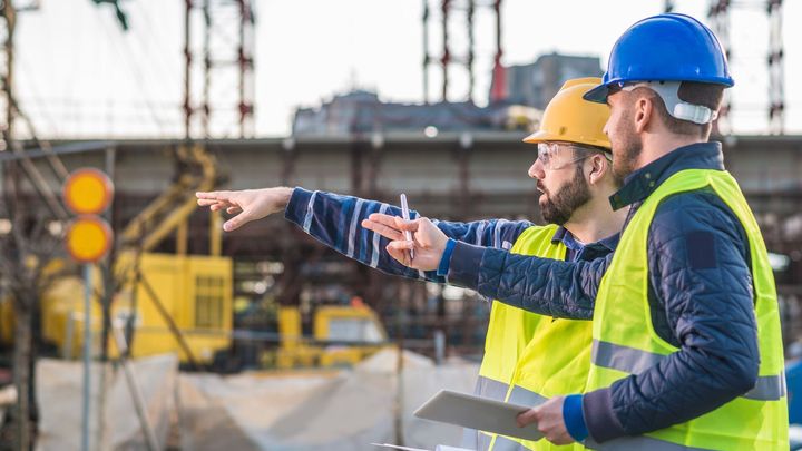 Profesia: Ve výrobě stále chybějí zaměstnanci, zájem je o úklid a ostrahu; Zdroj foto: iStock