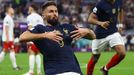 Olivier Giroud slaví gól v osmifinále MS 2022 Francie - Polsko