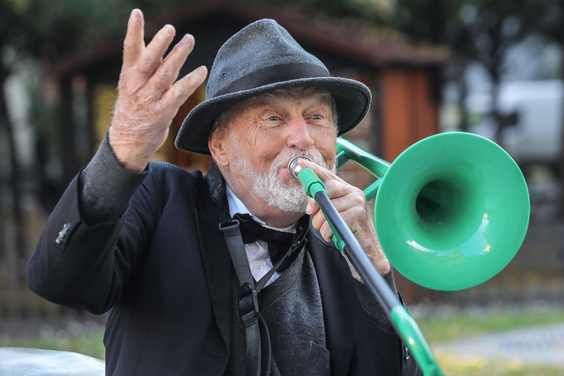 Vladimír Pinta, muzikant a busker na Staroměstském náměstí