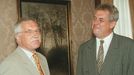 Dva někdejší rivalové Václav Klaus a Miloš Zeman, kteří proti sobě ve volbách 1998 mohutně mobilizovali, se v době opoziční smlouvy stali spojenci.