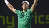 Tomáš Berdych slaví postup přes Rogera Federera na turnaji v Miami