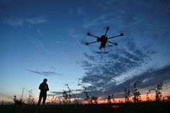 Poplach v NATO, přiletěl nepřátelský dron. Expert vysvětluje, co hrozilo