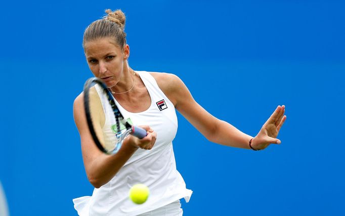 Karolína Plíšková ve finále turnaje v Eastbourne.