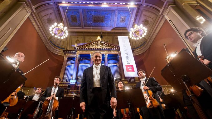Pražské vystoupení dvaaosmdesátiletého dirigenta Zubina Mehty bude jedním z jeho posledních s Izraelskou filharmonií.