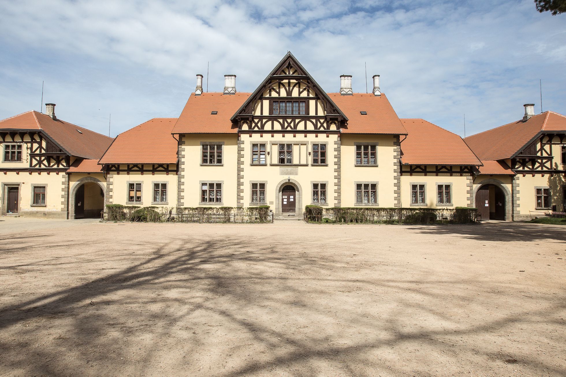 Zámek Slatiňany po rekonstrukci - Národní kulturní památka, NPÚ