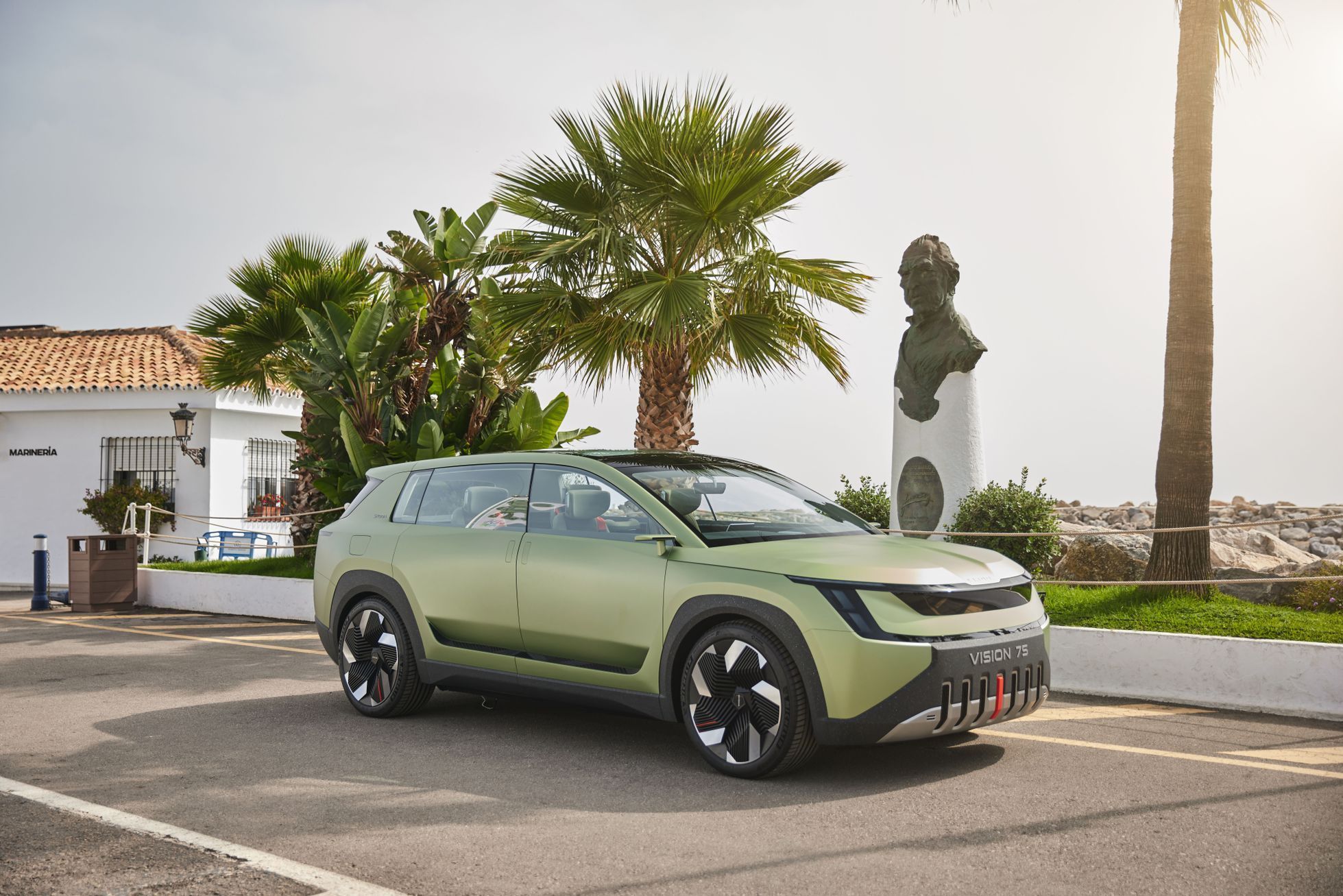 Škoda Vision 7S živé fotky