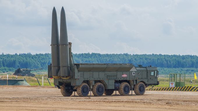 Ruské rakety Iskander, které mohou být opatřeny jadernými hlavicemi.