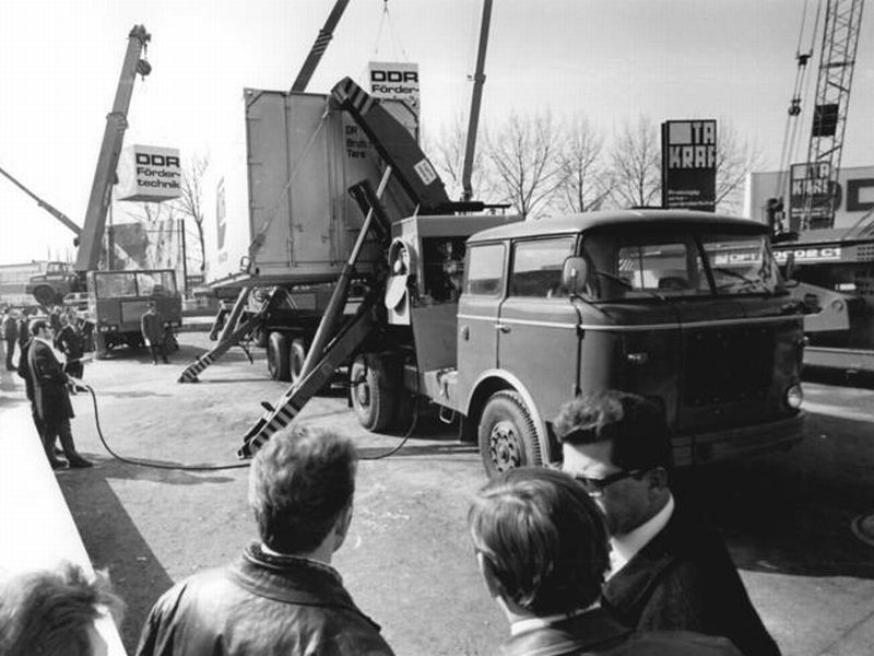 Škoda 706 MT