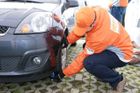 Mít správně nahuštěno je dobré jak v létě, tak i v zimě. Projeví se to příznivě jak na jízdních vlastnostech vozu, tak i na spotřebě