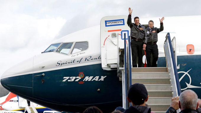 Boeing 737 MAX se pět let po své premiéře vrací. Postupně je zprovozní i Smartwings
