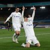 32. kolo anglické fotbalové ligy 2020/21, Leeds - Liverpool: Domácí Diego Llorente slaví gól na 1:1