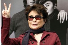 Imagine: Yoko Ono se soudí s anti-darwinisty