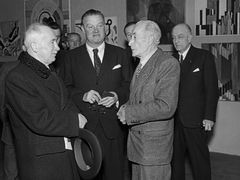 František Kupka a prezident Edvard Beneš v pražském Mánesu roku 1946.