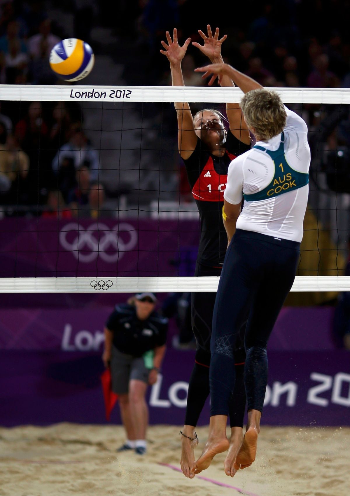 Kolocová - Sluková proti Austrálii