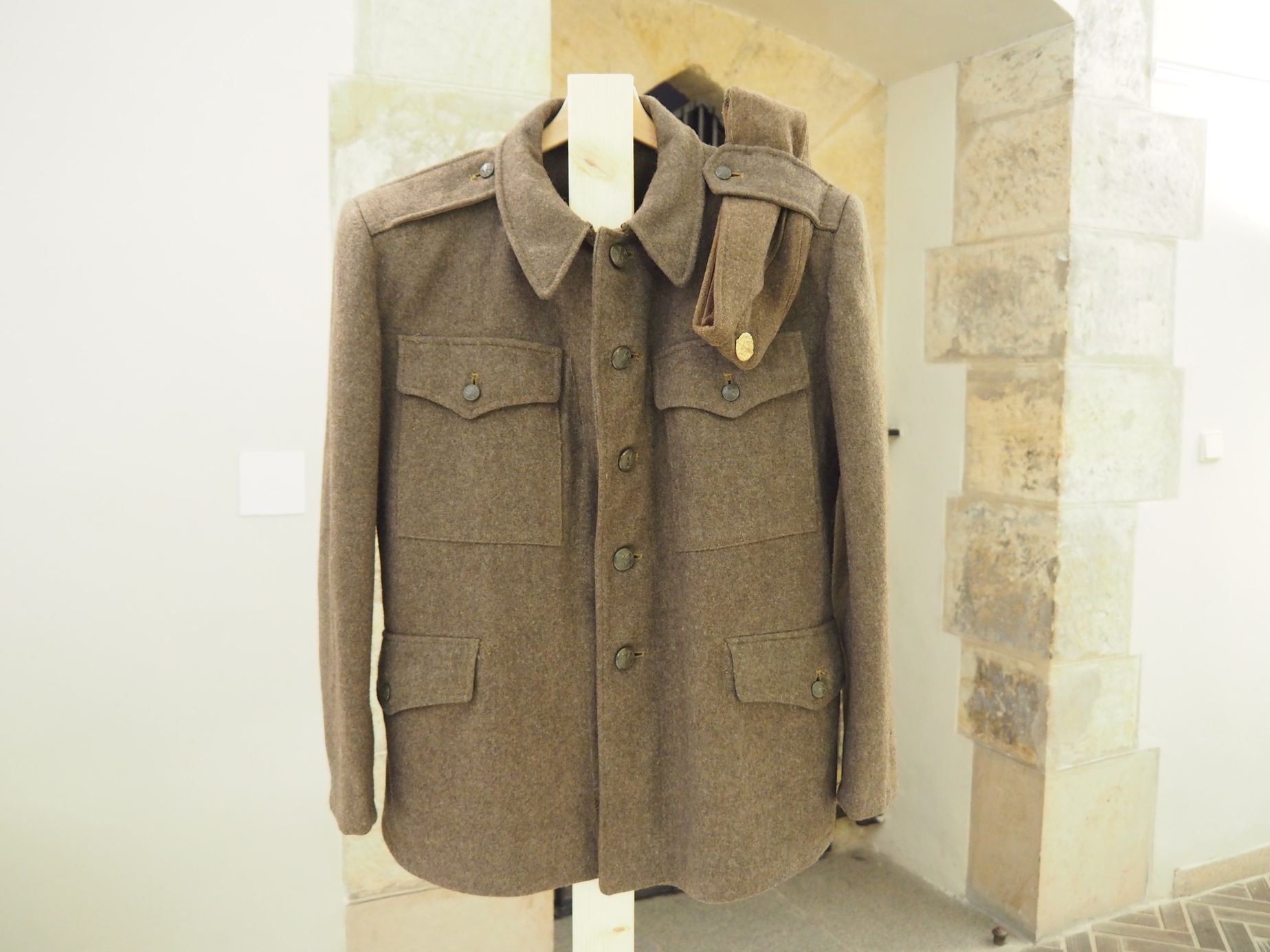 100 let republiky - 100 předmětů - Univerzita Karlova