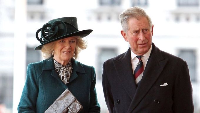 Vévodkyně Camilla s princem Charlesem.