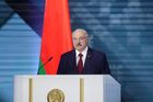 Přestaňte lhát o žoldácích, vzkázal Rusku Lukašenko a slíbil dvojnásobné platy