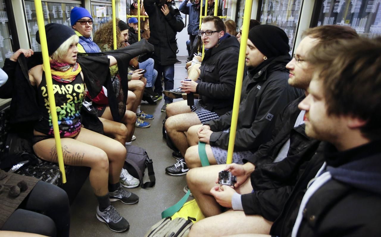 No Pants Subway Ride neboli jízda metrem bez kalhot