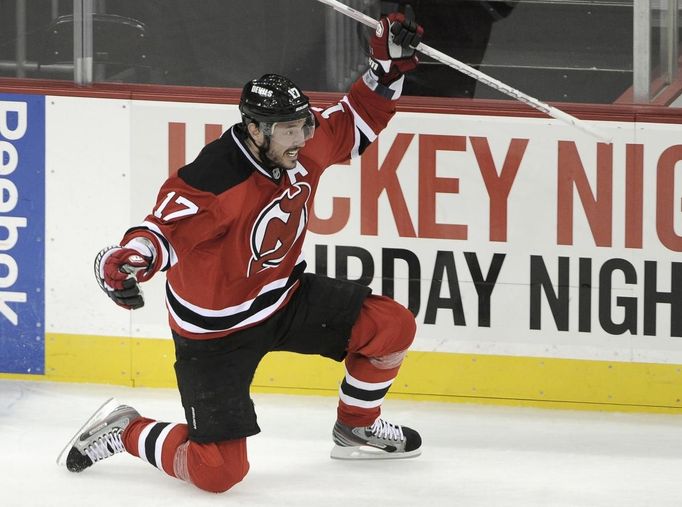 Devils - Flyers, 3. zápas Stanley Cup (Ilja Kovalčuk)